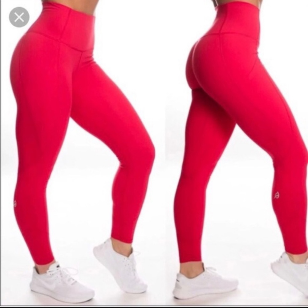 Like New P’tula Alainah Allure Hot Toddy Leggings